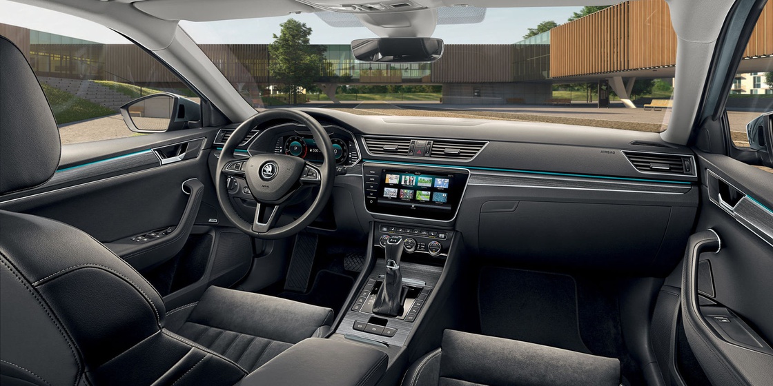 NOVI ŠKODA SUPERB