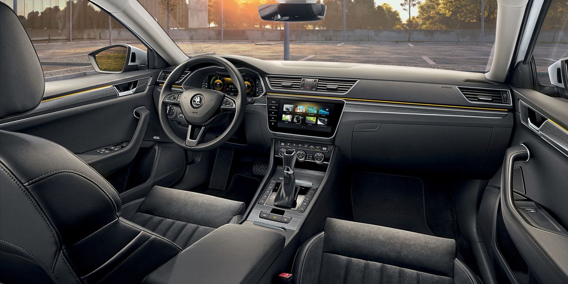 NOVI ŠKODA SUPERB