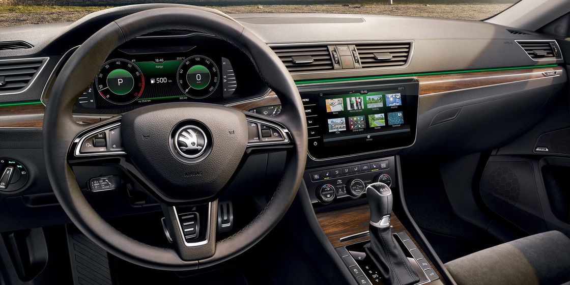 NOVI ŠKODA SUPERB